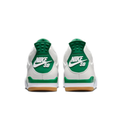 Air Jordan 4 Retro SB "Pine Green"