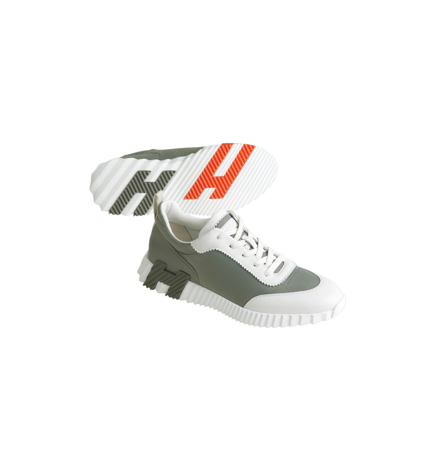 Hermes Bouncing Sneaker "Etoupe/Blanc"