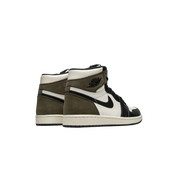 Air Jordan 1 Retro High "Dark Mocha"