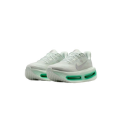 Nike Vomero Premium "Barely Green"