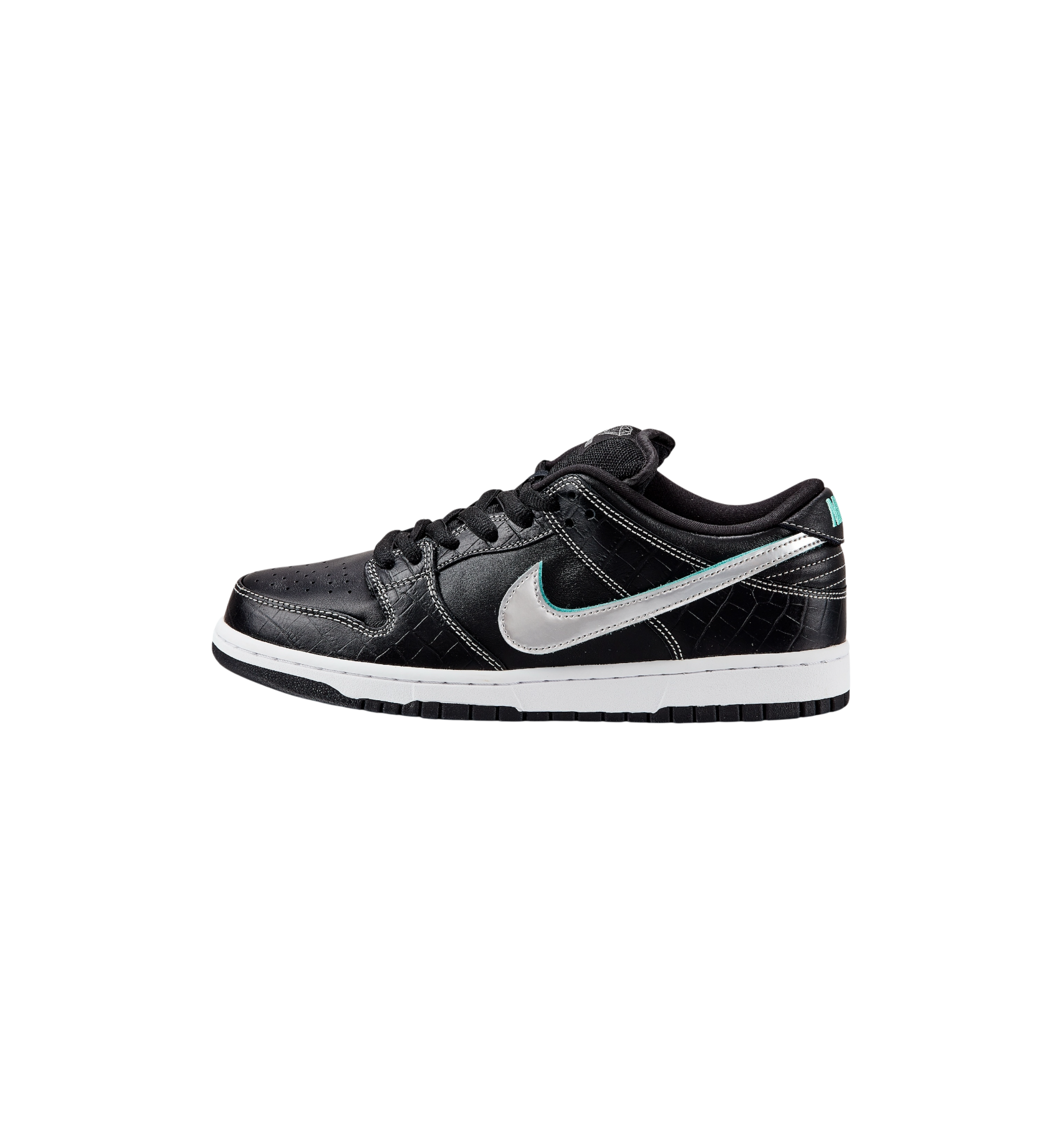 Nike SB Dunk Low "Diamond Supply Co. Black Diamond"