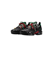 Nike Air Max Plus "Homecoming Black"